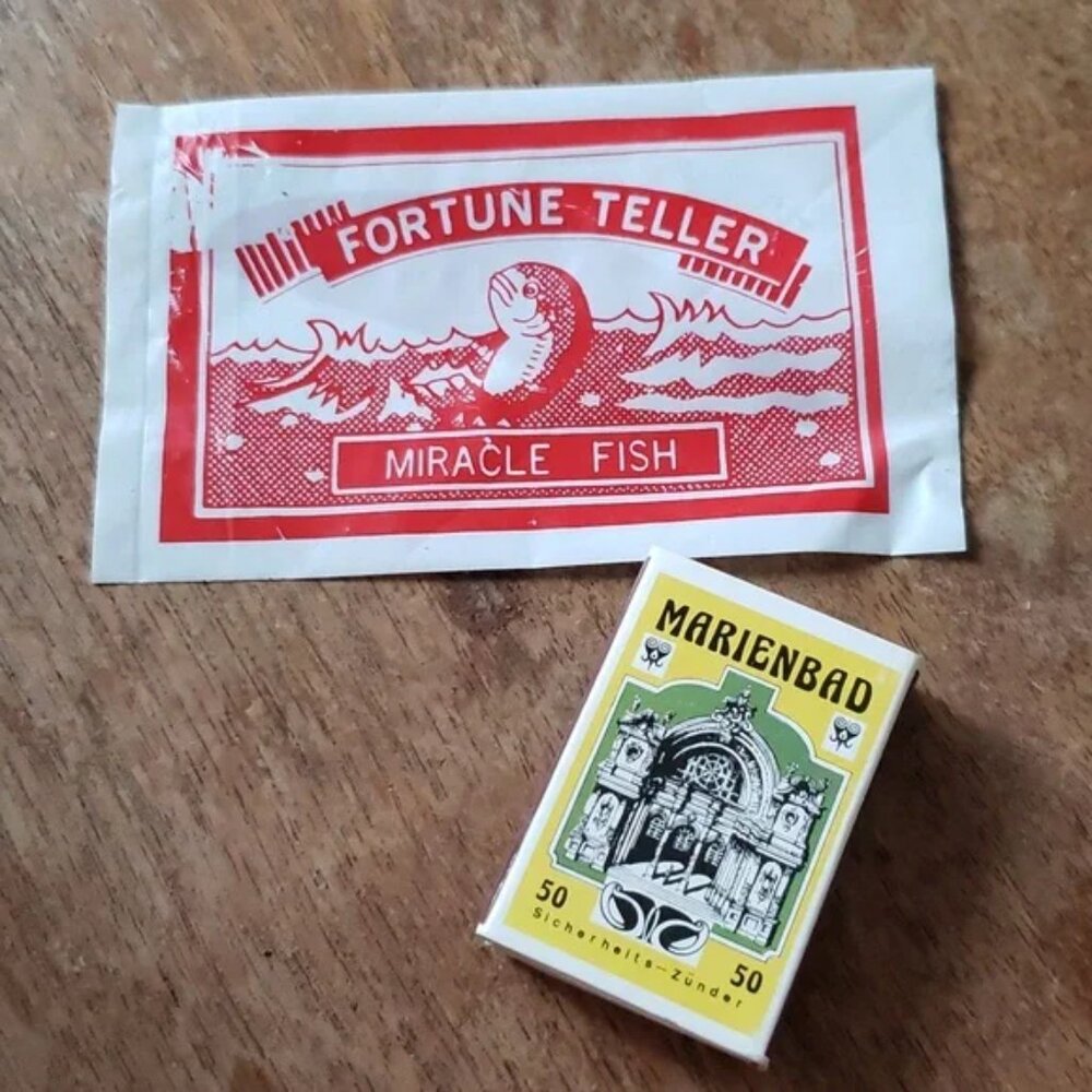 3 pocket games: a Yo-yo, a Fortune Teller Fish and a vintage Marienbad-game NWOT